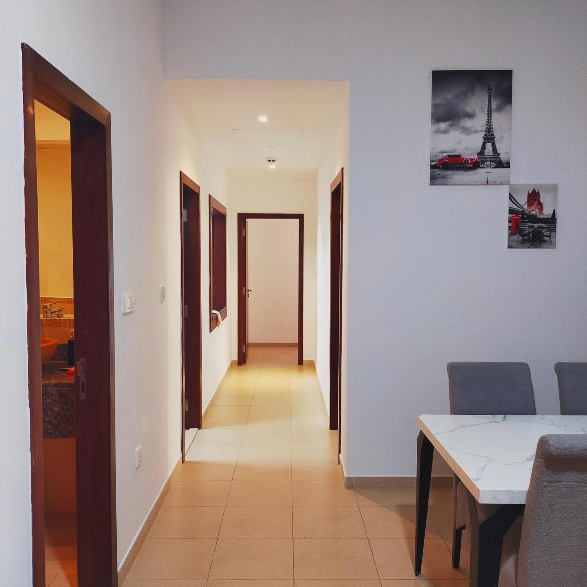 Sea La Vie Albergue Dubái Exterior foto